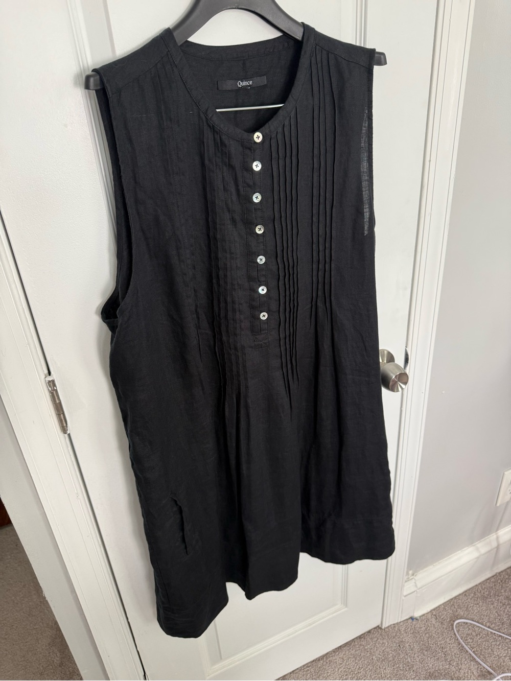 Quince Black Linen Sleeveless Pintuck Button-Front Tunic